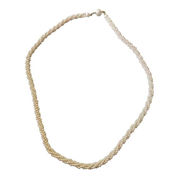 Vintage Twisted Pearl Bead Necklace – 20” with Pearl Clasp - Picture 5 of 6